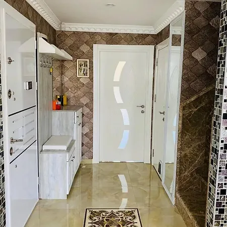 Видовые Двухуровневые Аппартаменты В Центре Кемера Apartamento
