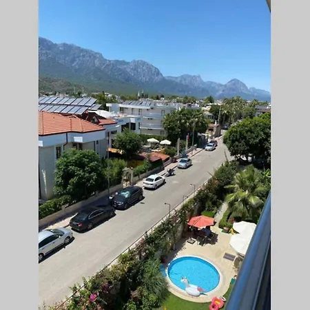 Видовые Двухуровневые Аппартаменты В Центре Кемера Apartamento Kemer